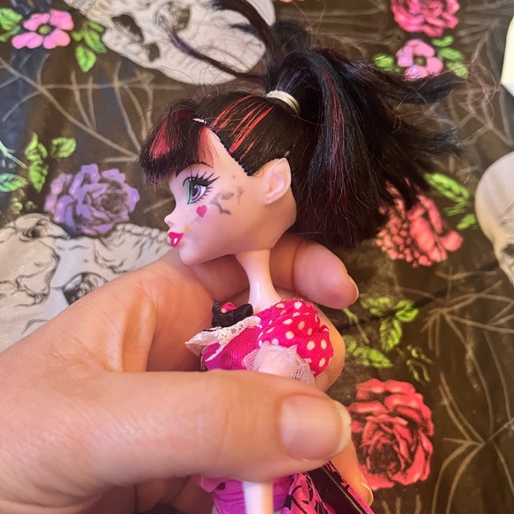 Vintage doll Draculaura , electrified with wings! Monster high - Picture 11 of 12